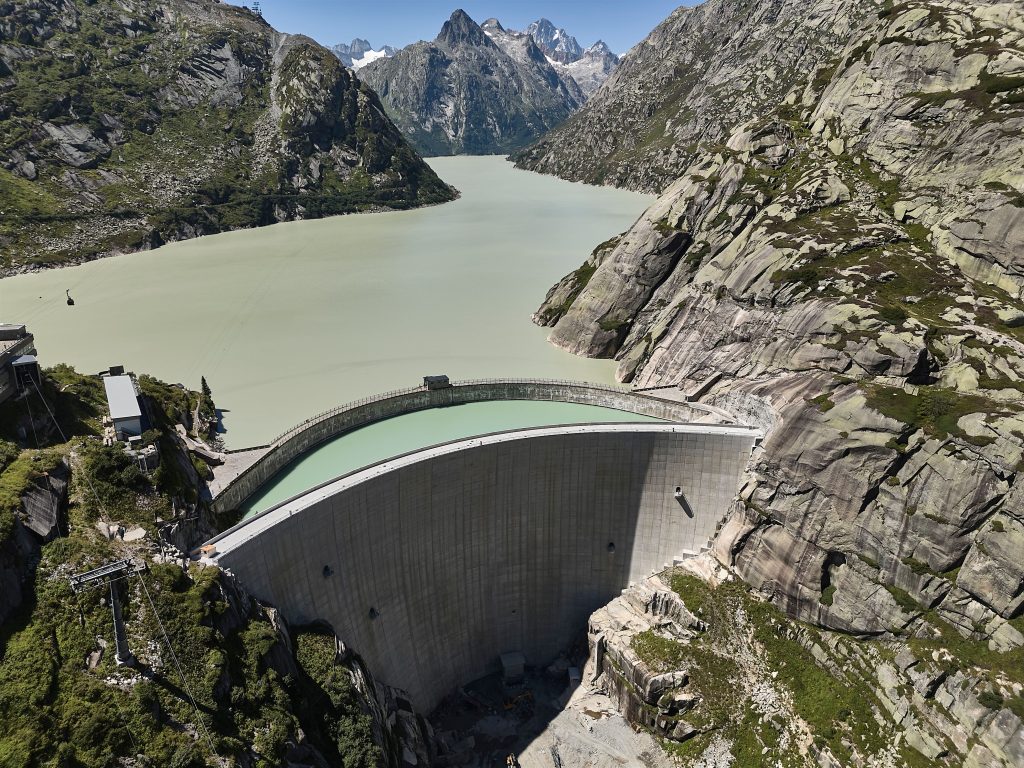 Serie d ete sur les barrages hydro-electriques